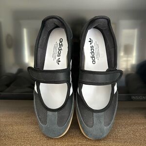 Adidas Black Mary Jane Sneakers Like New 7 Youth (same as 8 women’s Adidas)